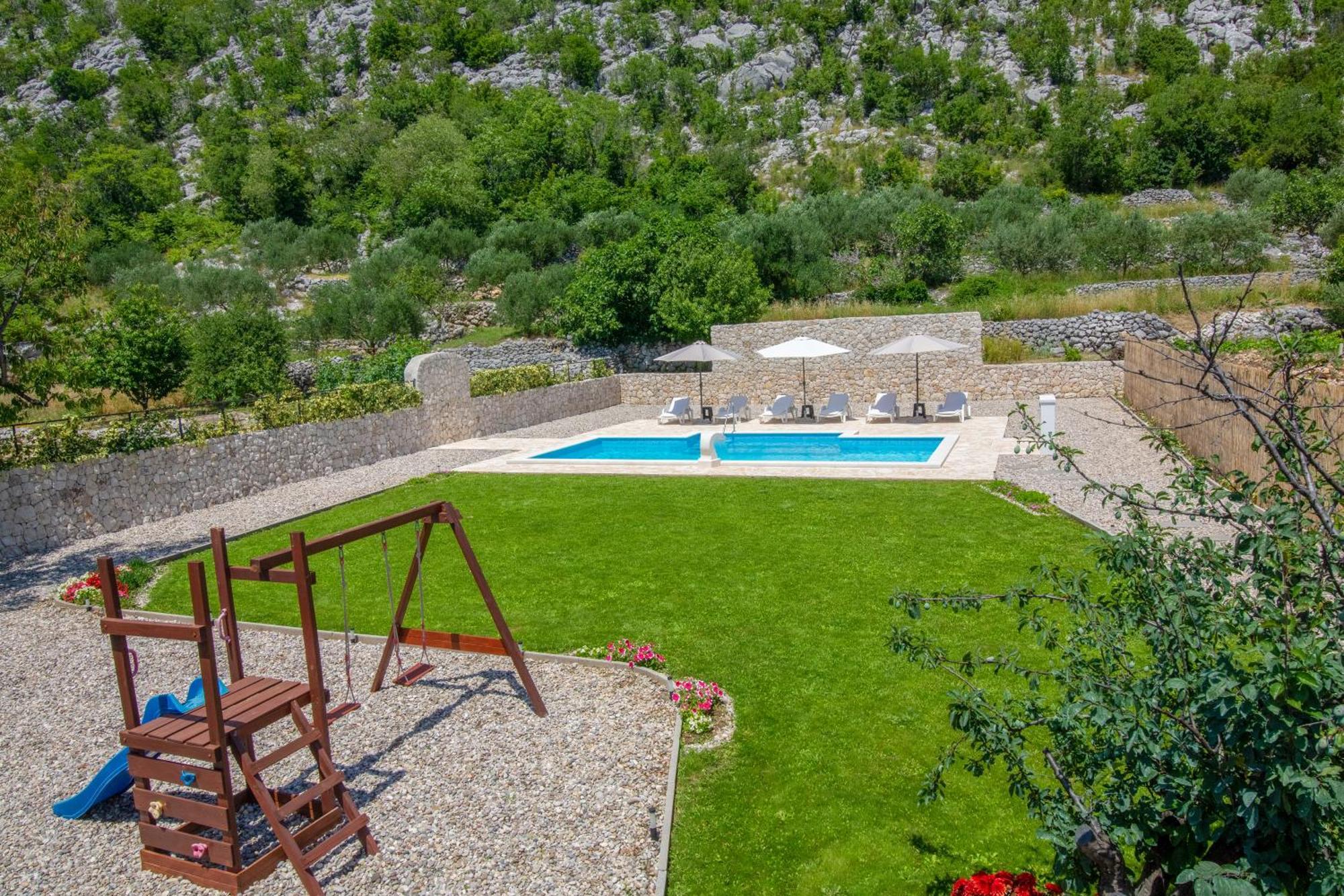 Villa Elin Seoca Екстериор снимка